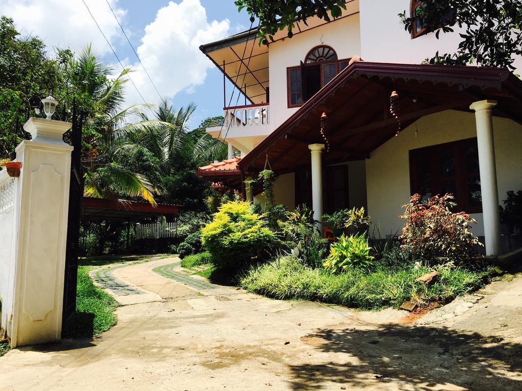 Hanthana Jungle View Holiday Home Kandy Exterior photo