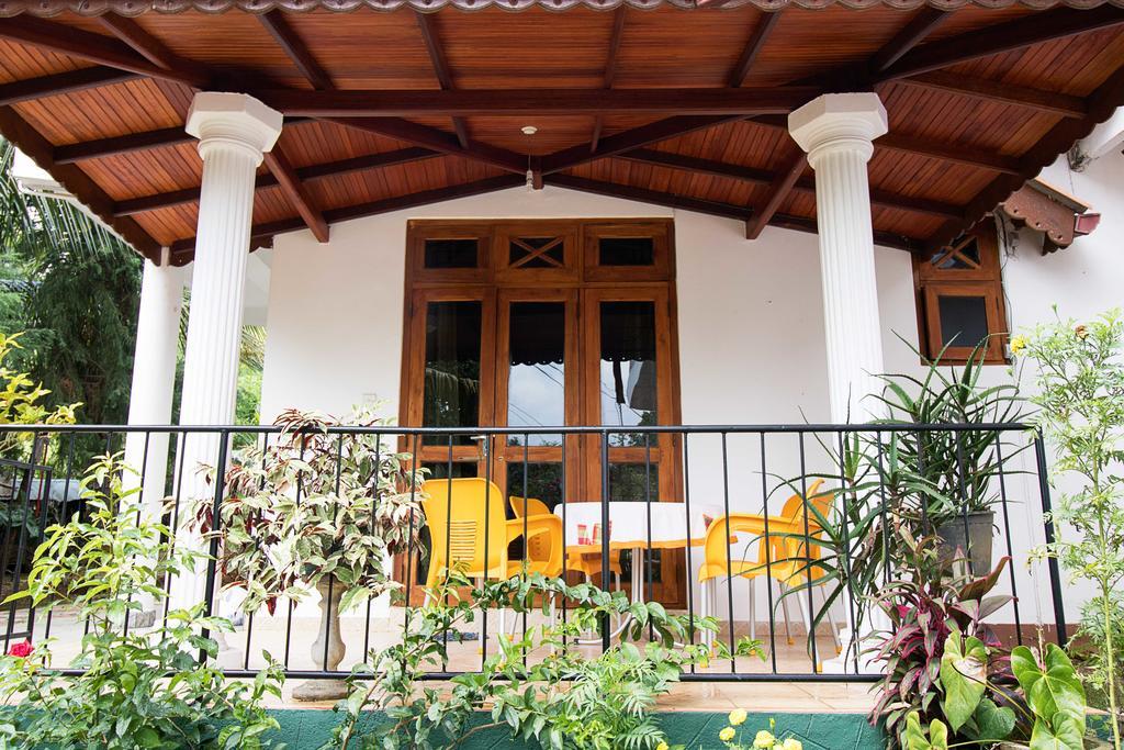 Hanthana Jungle View Holiday Home Kandy Exterior photo